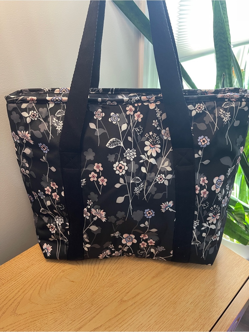 Vera Bradley Large Insulated Cooler Tote - Picture 2 of 7